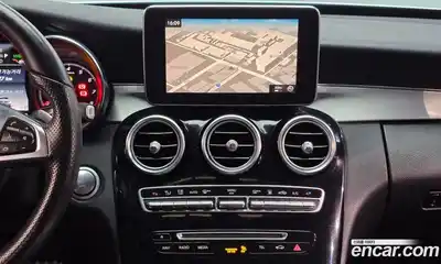 Mercedes-Benz C-Class 2018 2.0 Автомат в Москве № 143403, миниатюра 2