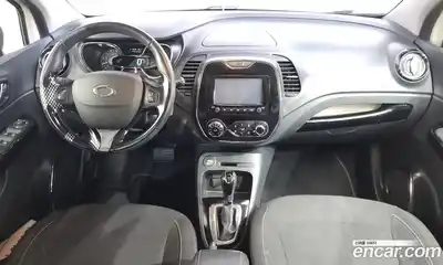 Renault QM3 2015 1.5 Автомат в Москве № 148642, миниатюра 11