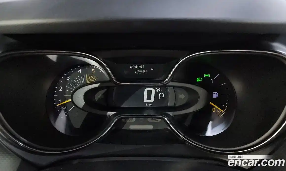 Renault QM3 2015 1.5 Автомат в Москве № 148642, фото 12