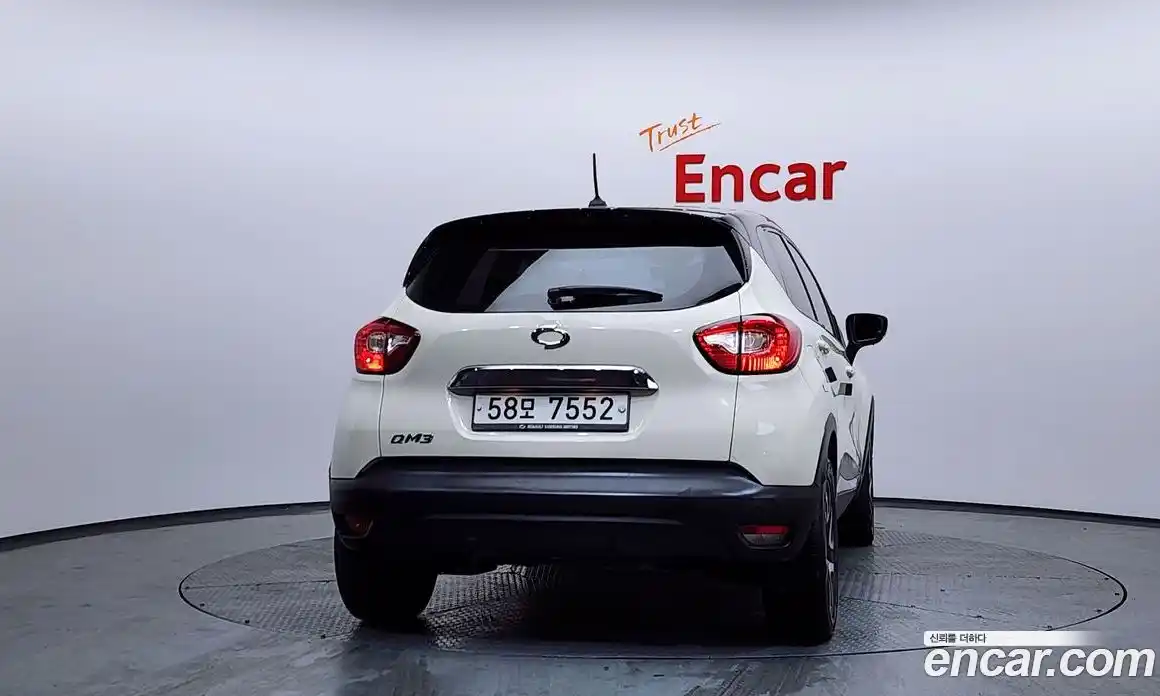 Renault QM3 2015 1.5 Автомат в Москве № 148642, фото 19