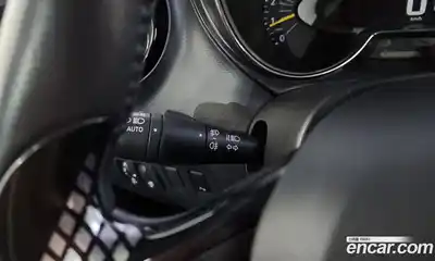 Renault QM3 2015 1.5 Автомат в Москве № 148642, миниатюра 7