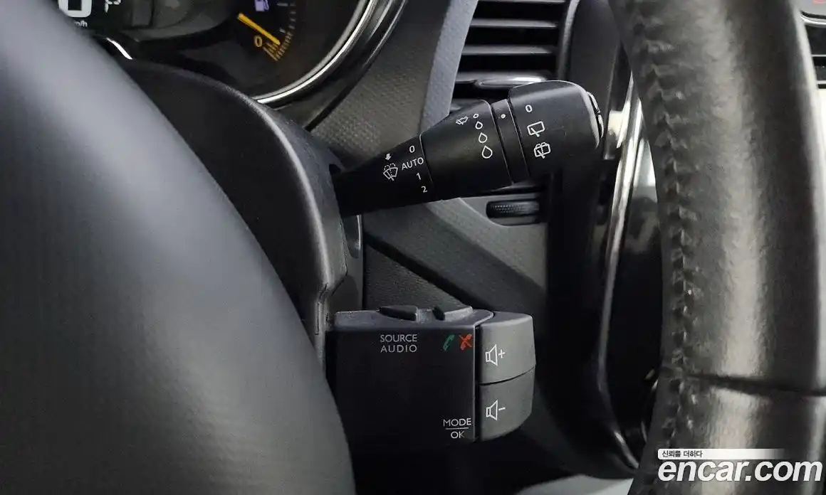 Renault QM3 2015 1.5 Автомат в Москве № 148642, фото 9