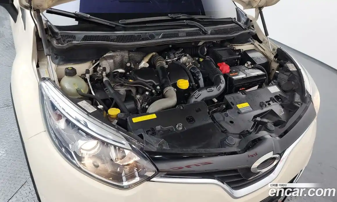 Renault QM3 2015 1.5 Автомат в Москве № 148642, фото 10