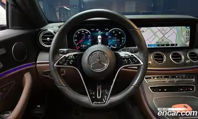 Mercedes-Benz E-Class 2023 2.0 Автомат в Москве № 150772, миниатюра 12