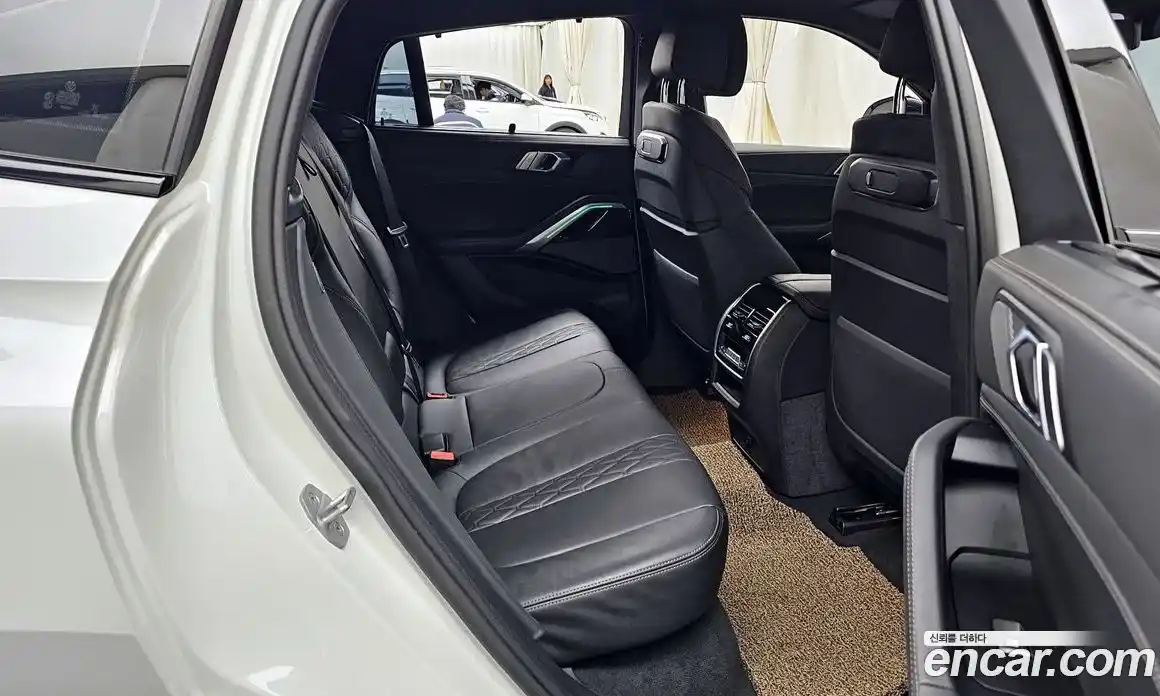 BMW X6 2024 3.0 Автомат в Москве № 155160, фото 12