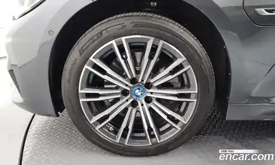 BMW 3-Series 2022 2.0 Автомат в Москве № 155244, миниатюра 11