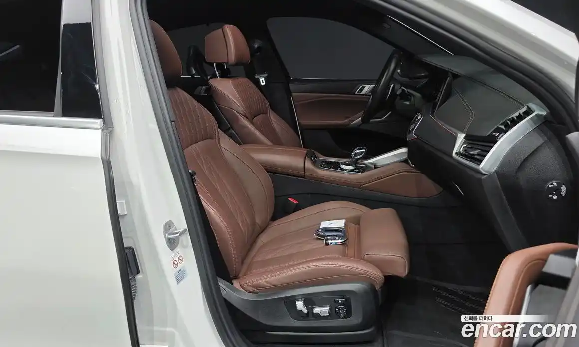 BMW X6 2023 3.0 Автомат в Москве № 155277, фото 16