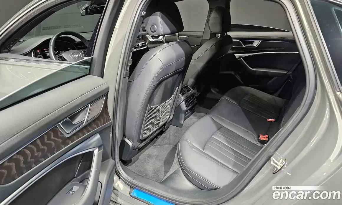 Audi A6 2023 2.0 Автомат в Москве № 155652, фото 11