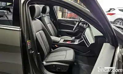 Audi A6 2023 2.0 Автомат в Москве № 155652, миниатюра 2