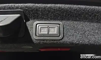 Audi A6 2023 2.0 Автомат в Москве № 155652, миниатюра 9