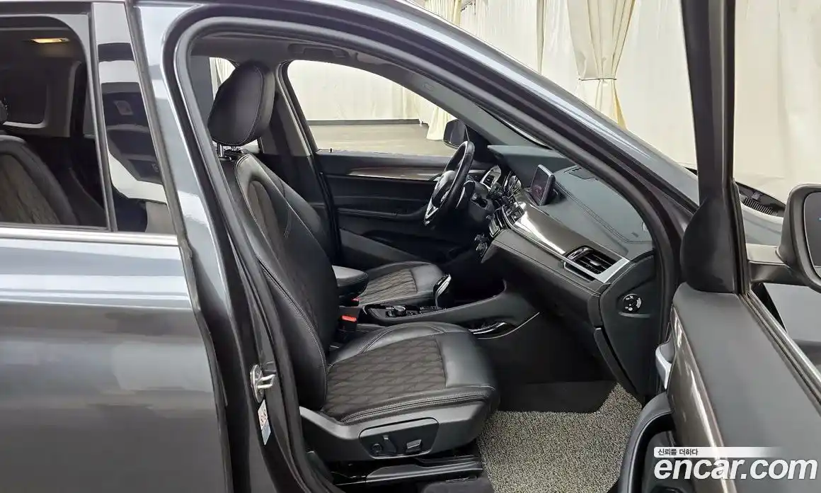 BMW X1 2021 2.0 Автомат в Москве № 158440, фото 3