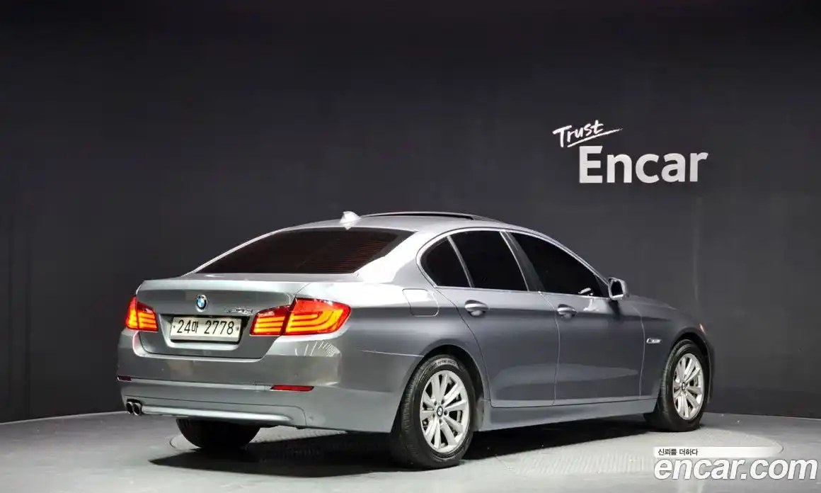 BMW 5-Series 2011 2.0 Автомат в Москве № 159558, фото 14