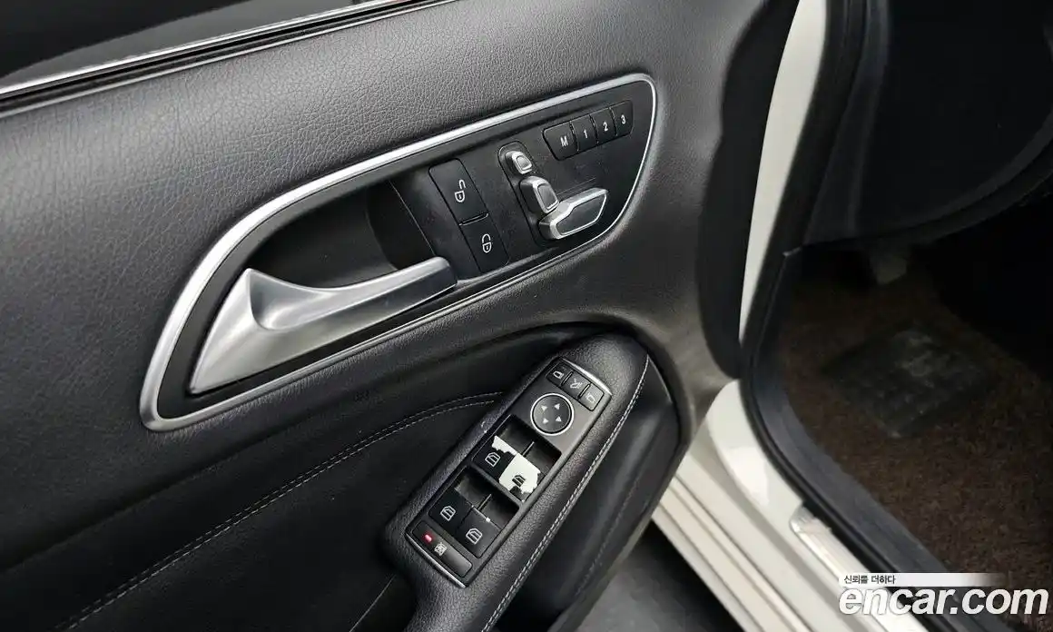 Mercedes-Benz B-Class 2016 2.1 Автомат в Москве № 160085, фото 12