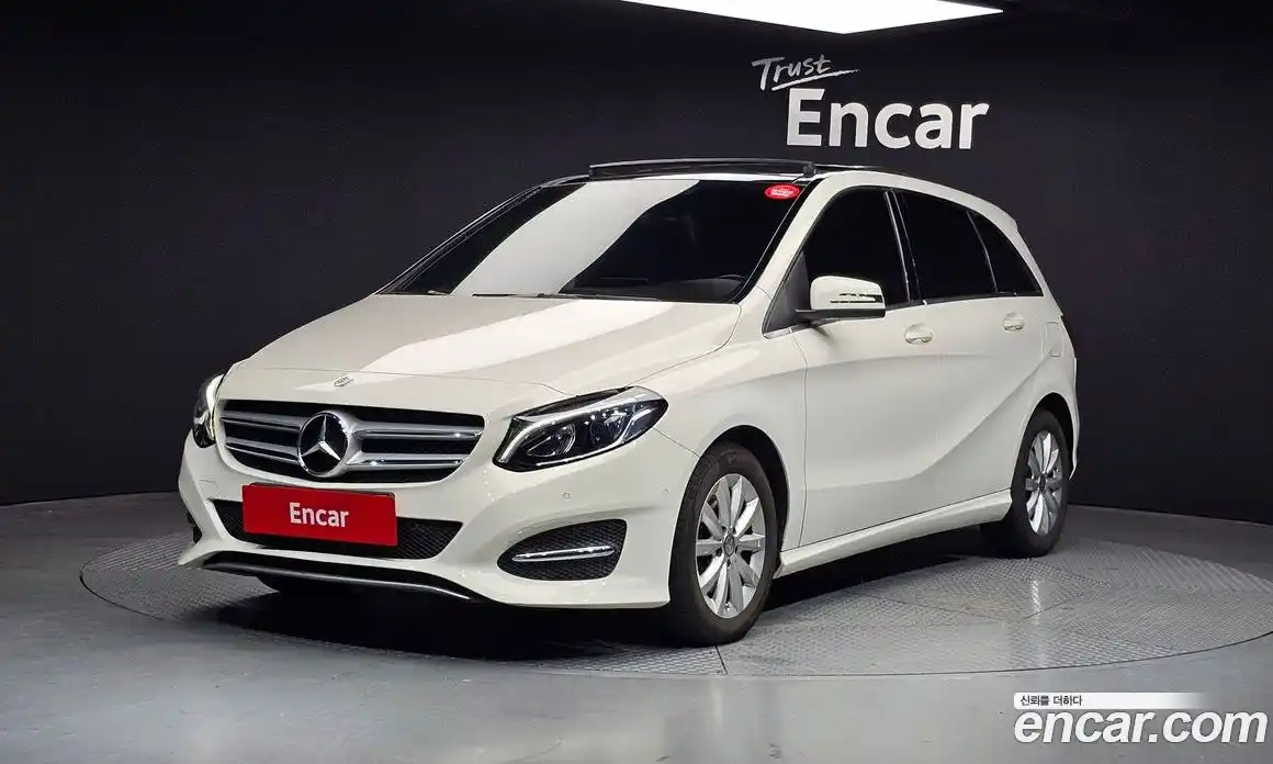 Mercedes-Benz B-Class 2016 2.1 Автомат в Москве № 160085, фото 16