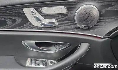 Mercedes-Benz E-Class 2017 2.0 Автомат в Москве № 160908, миниатюра 12