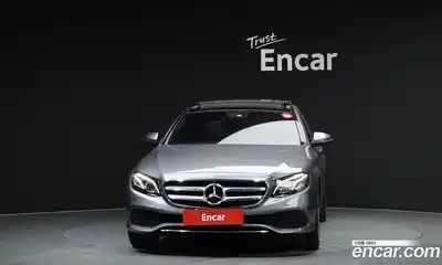 Mercedes-Benz E-Class 2017 2.0 Автомат в Москве № 160908, миниатюра 2