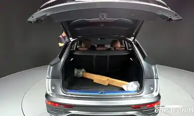 Audi Q5 2023 2.0 Автомат в Москве № 162814, миниатюра 11