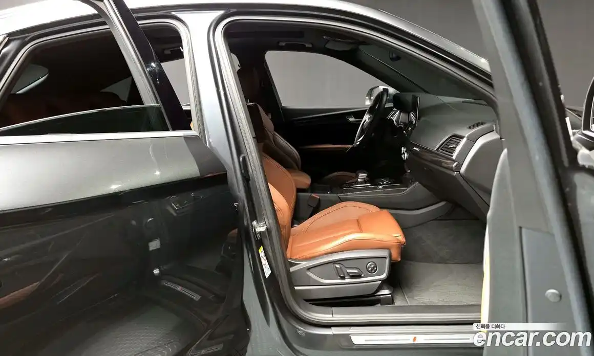 Audi Q5 2023 2.0 Автомат в Москве № 162814, фото 3