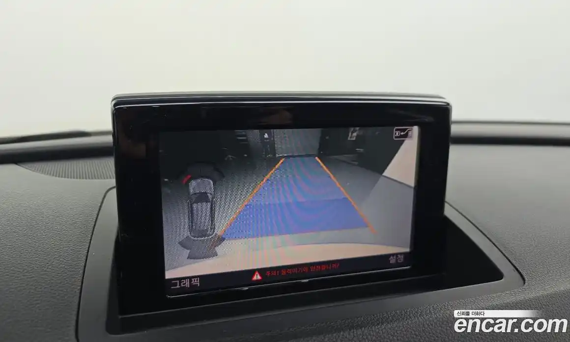 Audi Q3 2015 2.0 Автомат в Москве № 163853, фото 11