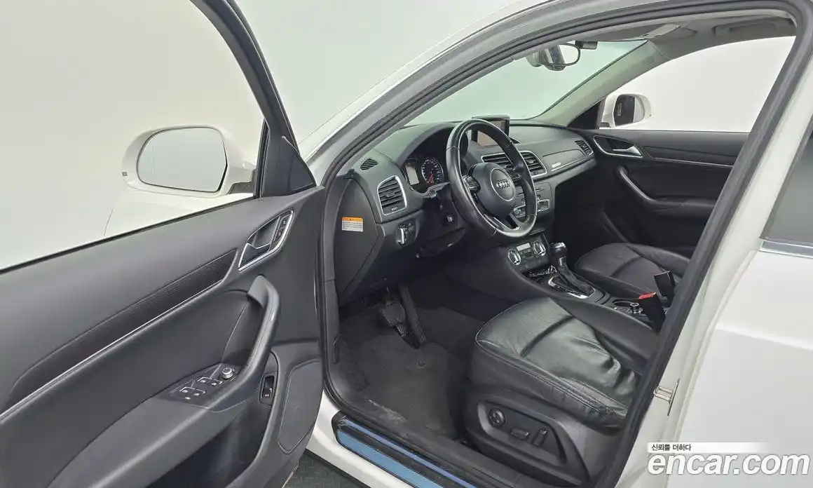 Audi Q3 2015 2.0 Автомат в Москве № 163853, фото 14