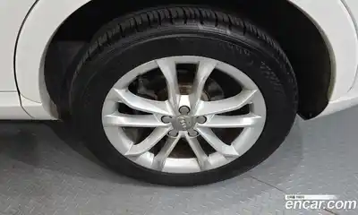 Audi Q3 2015 2.0 Автомат в Москве № 163853, миниатюра 4