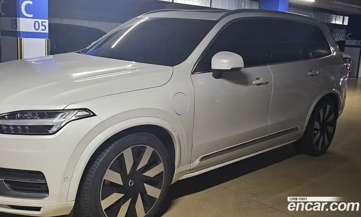 Volvo XC90 2024 2.0 Автомат в Москве № 164206, фото 6