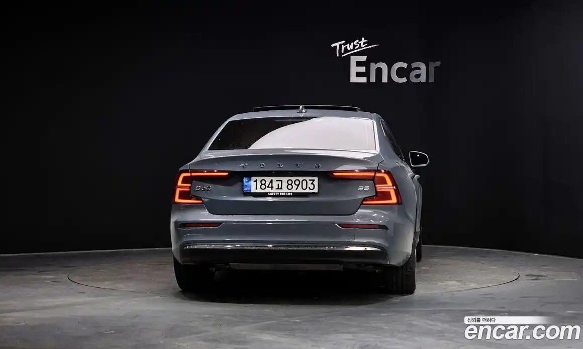 Volvo S60 2023 2.0 Автомат в Москве № 164271, фото 11