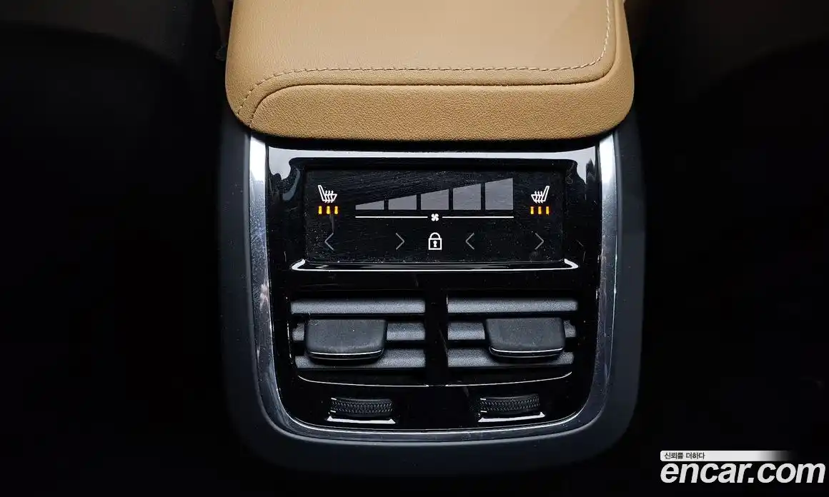 Volvo S60 2023 2.0 Автомат в Москве № 164271, фото 3