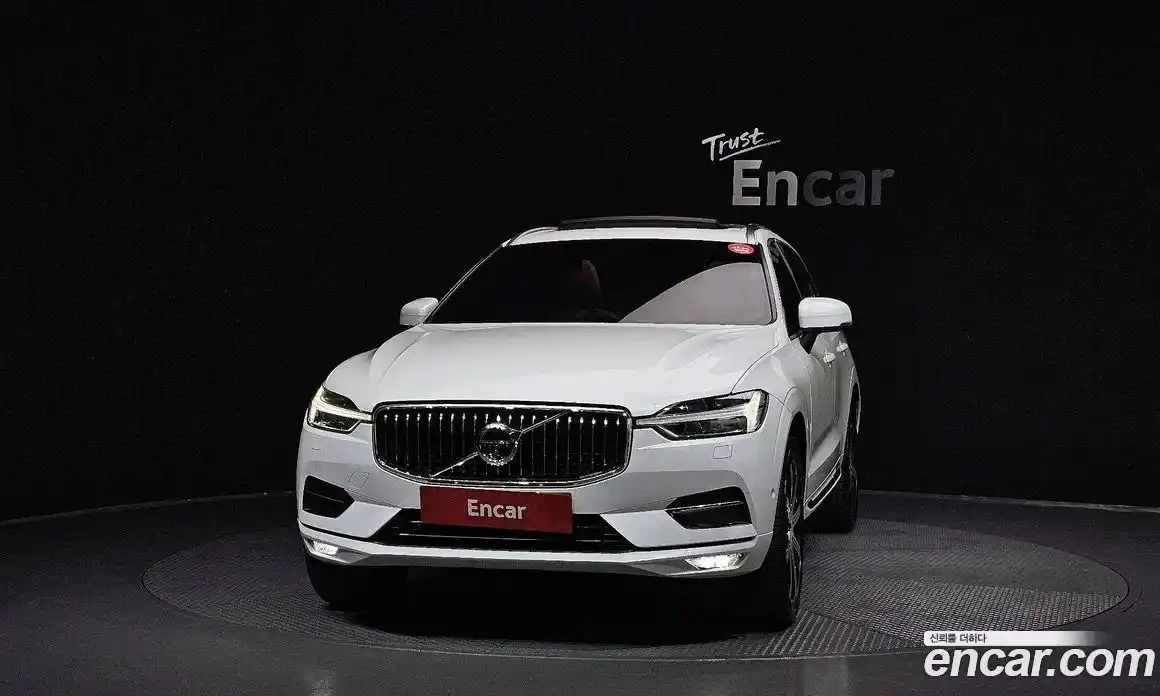 Volvo XC60 2019 2.0 Автомат в Москве № 164561, фото 12