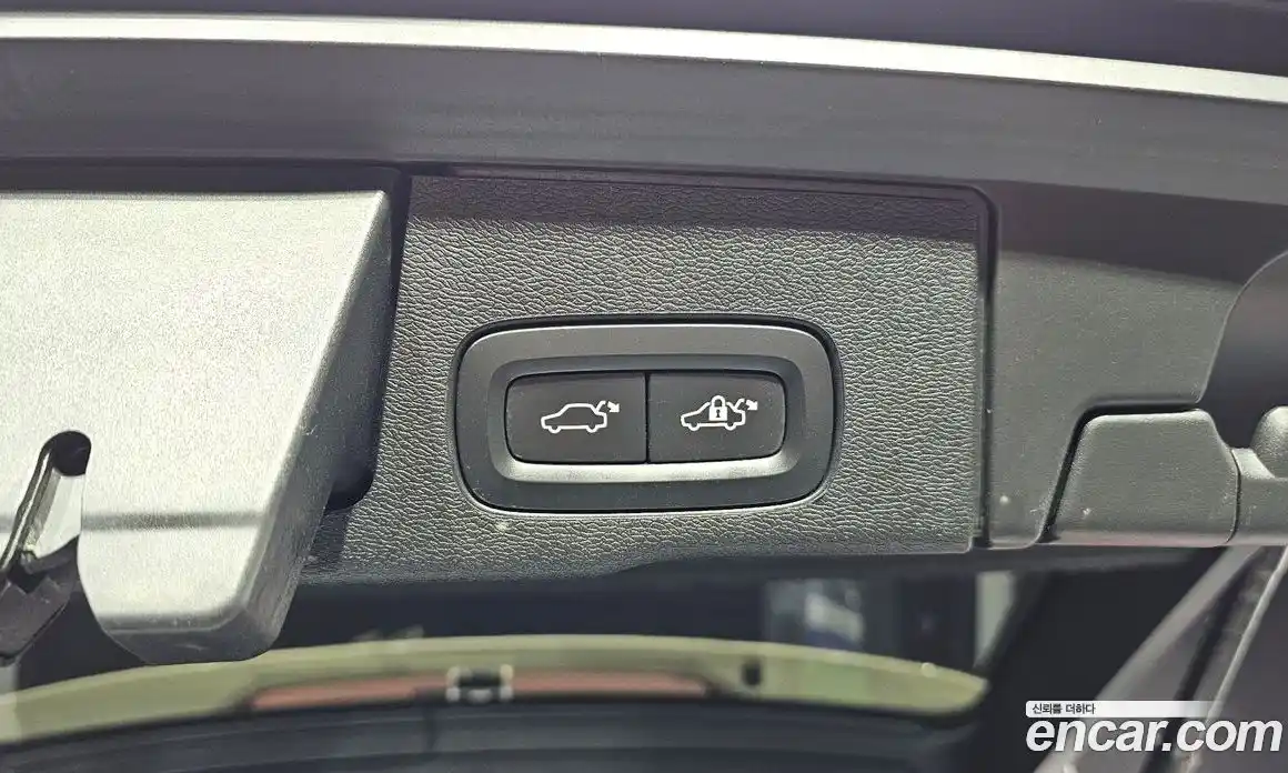 Volvo XC60 2019 2.0 Автомат в Москве № 164561, фото 10