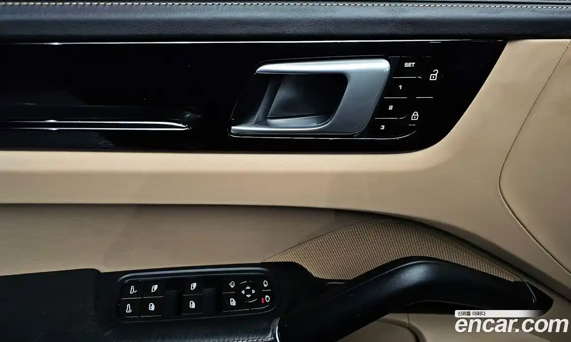 Porsche Cayenne 2021 3.0 Автомат в Москве № 165472, фото 11