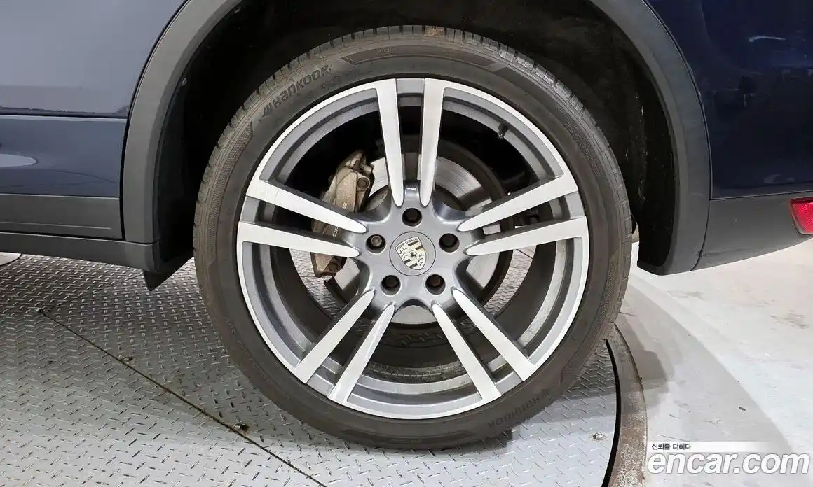 Porsche Cayenne 2011 3.6 Автомат в Москве № 165535, фото 11