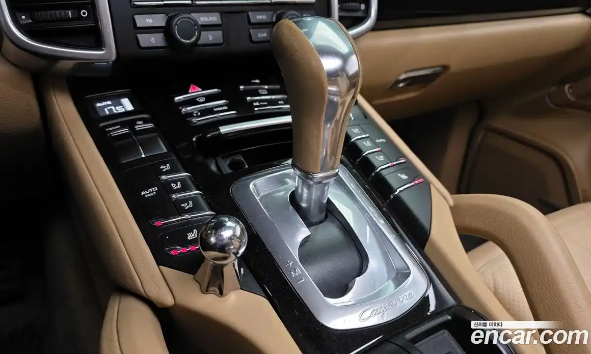 Porsche Cayenne 2011 3.6 Автомат в Москве № 165535, фото 13