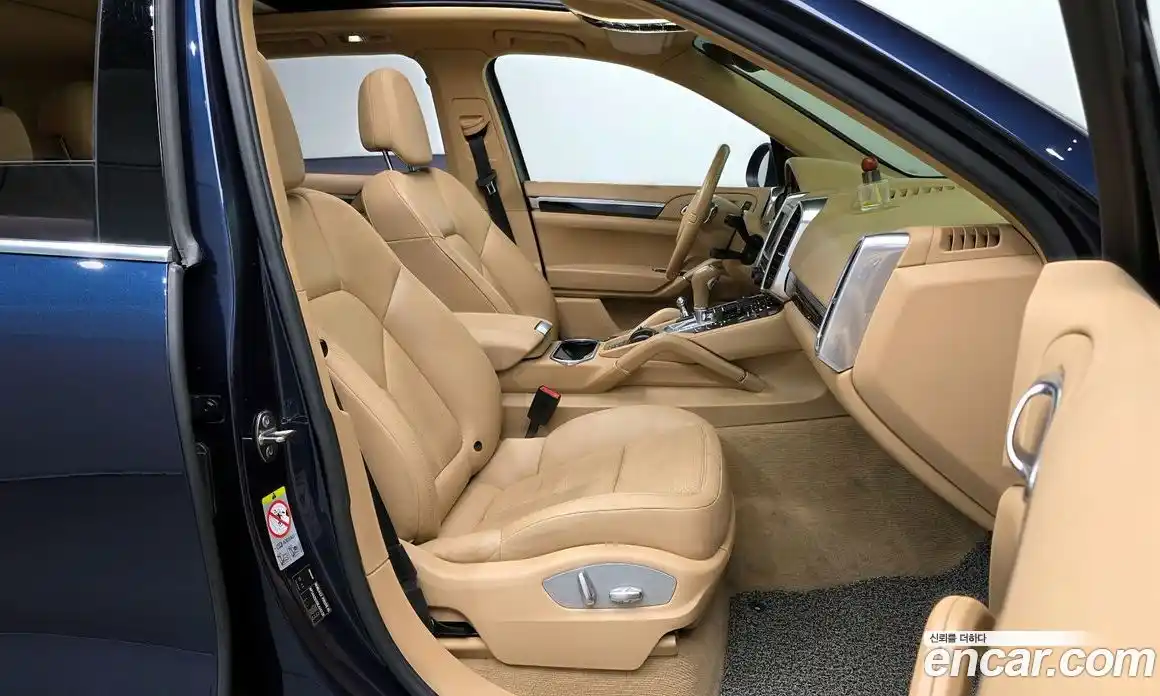 Porsche Cayenne 2011 3.6 Автомат в Москве № 165535, фото 10