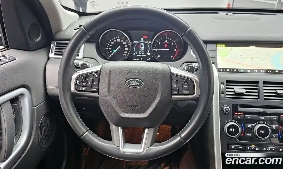 Land Rover Discovery Sport 2017 2.0 Автомат в Москве № 166117, фото 4