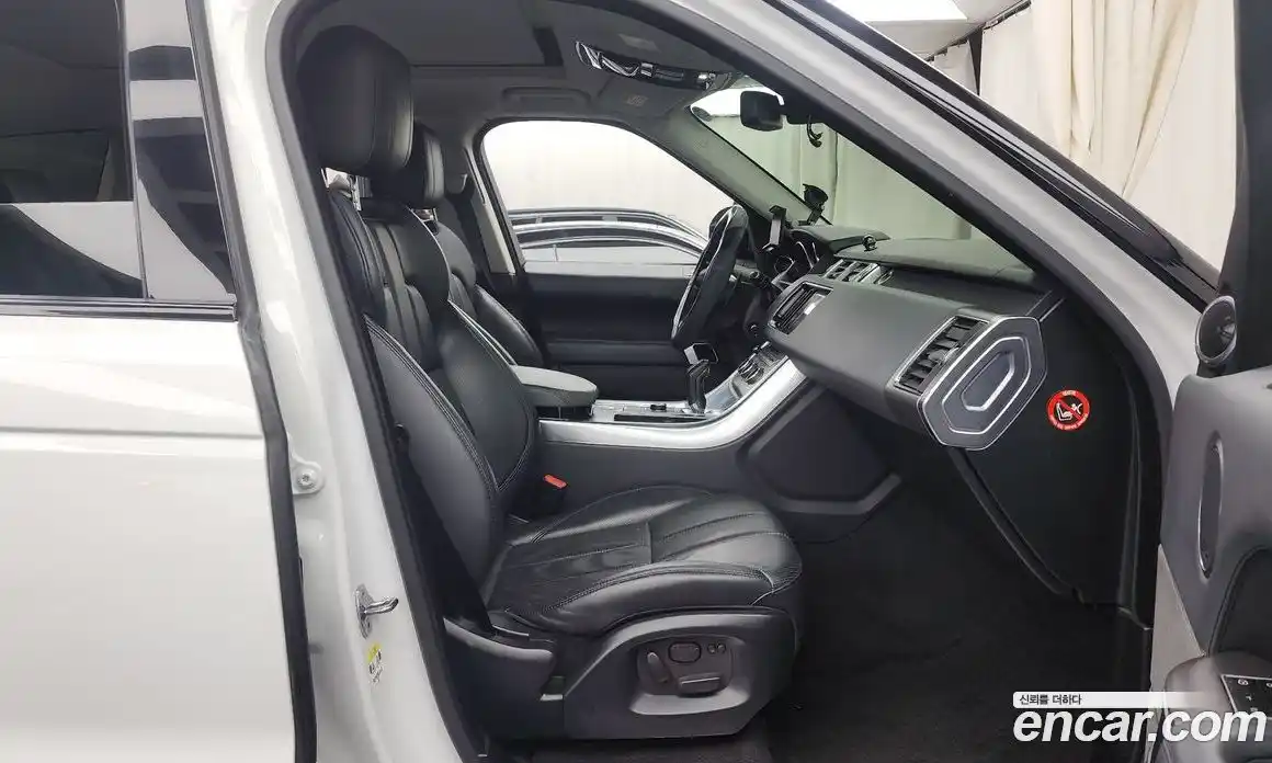 Land Rover Range-Rover Sport 2014 3.0 Автомат в Москве № 166372, фото 4