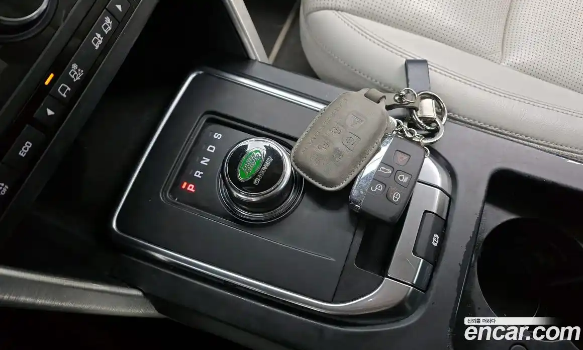 Land Rover Discovery Sport 2018 2.0 Автомат в Москве № 166426, фото 16