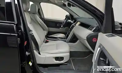 Land Rover Discovery Sport 2018 2.0 Автомат в Москве № 166426, миниатюра 2