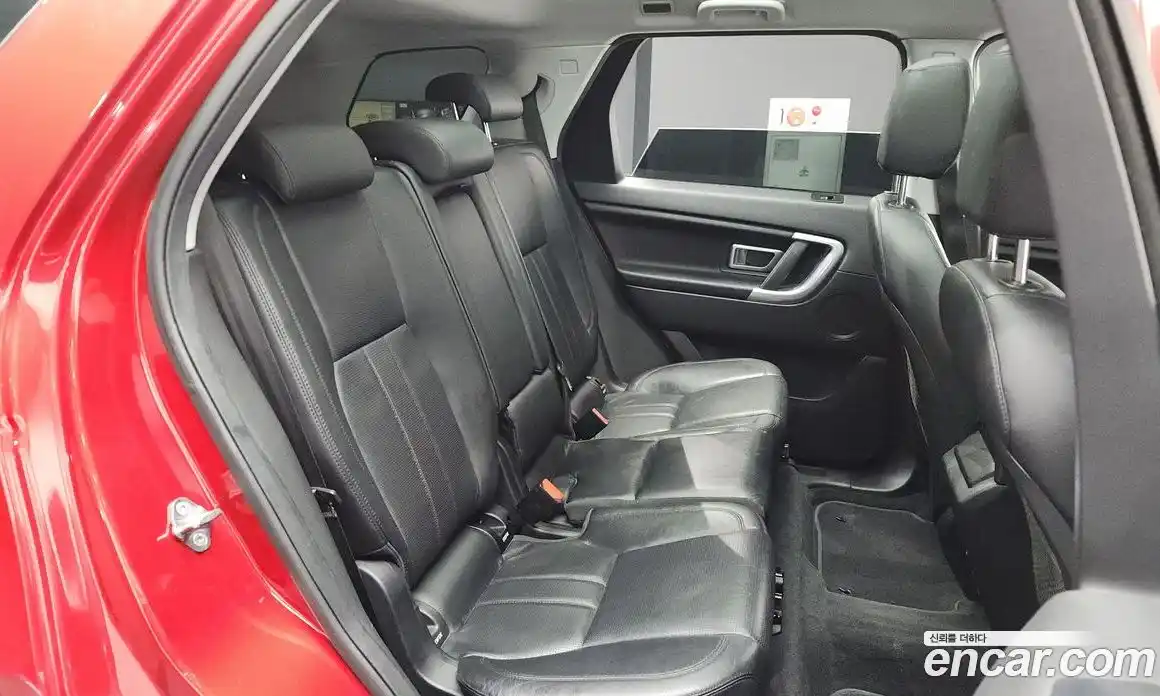 Land Rover Discovery Sport 2016 2.0 Автомат в Москве № 166543, фото 19