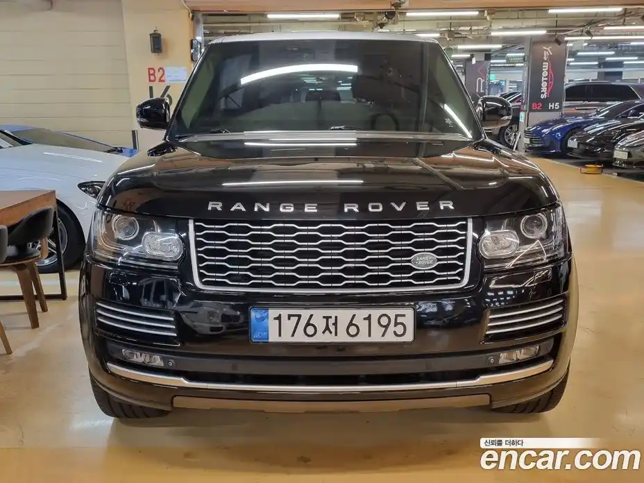 Land Rover Range-Rover 2015 4.4 Автомат в Москве № 166917, фото 15