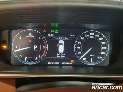 Land Rover Range-Rover 2015 4.4 Автомат в Москве № 166917, миниатюра 4