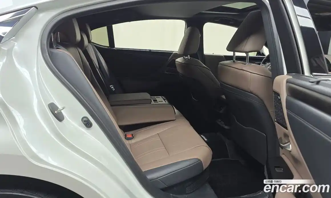 Lexus ES 2026 2.5 Автомат в Москве № 168002, фото 20