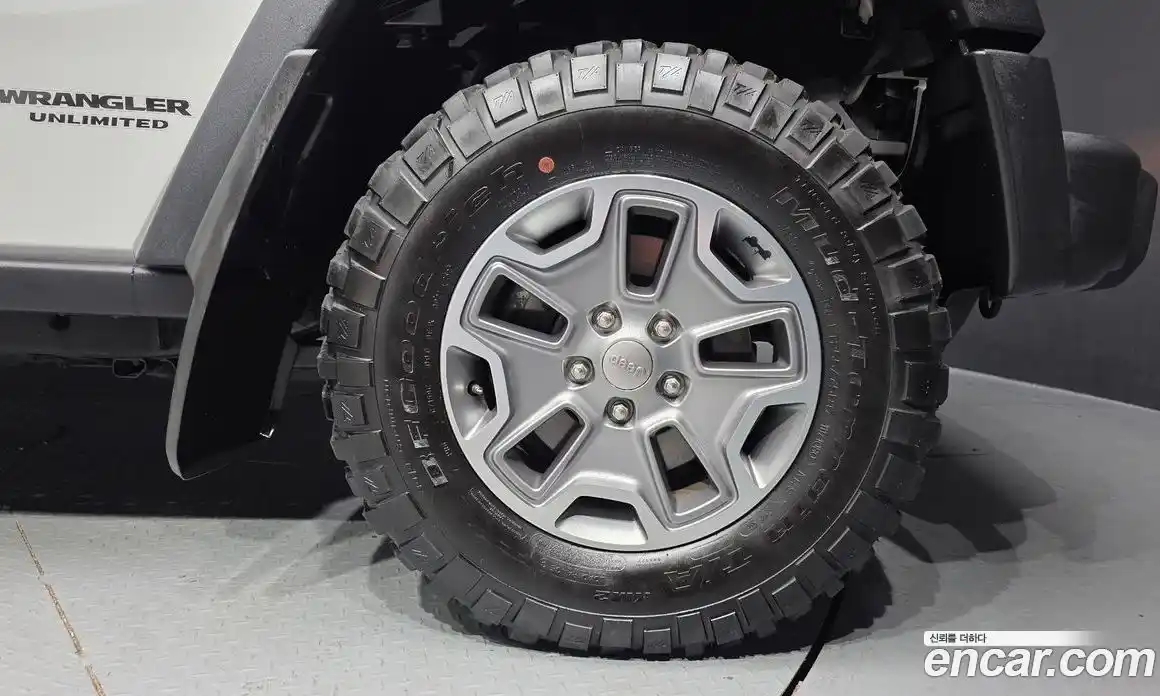 Jeep Wrangler 2016 3.6 Автомат в Москве № 169760, фото 13