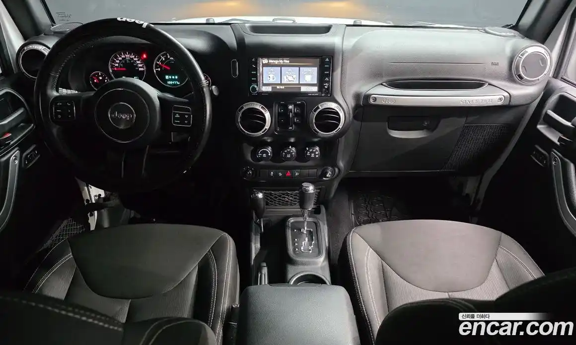 Jeep Wrangler 2016 3.6 Автомат в Москве № 169760, фото 7