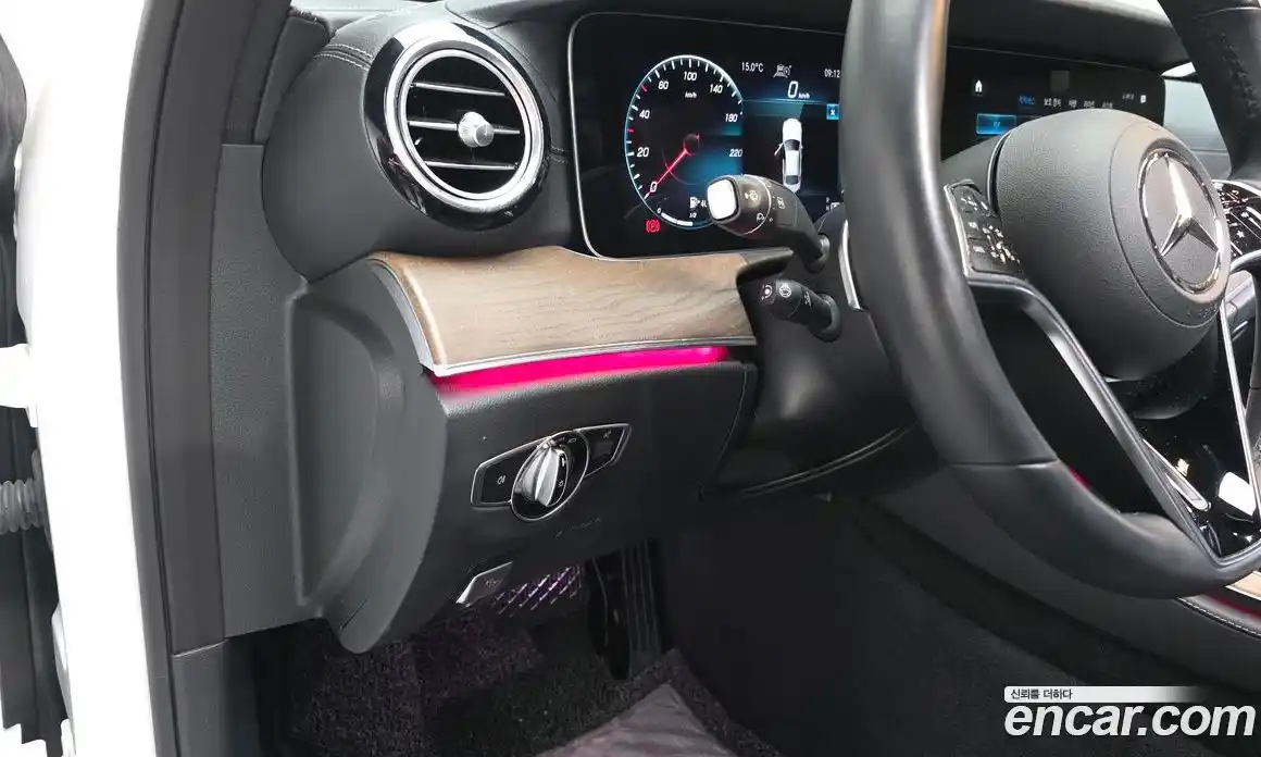 Mercedes-Benz E-Class 2022 1.9 Автомат в Москве № 178870, фото 11