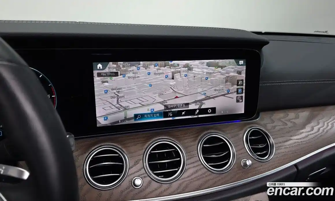 Mercedes-Benz E-Class 2022 1.9 Автомат в Москве № 178870, фото 18