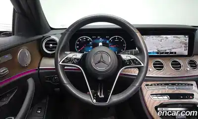 Mercedes-Benz E-Class 2022 1.9 Автомат в Москве № 178870, миниатюра 5