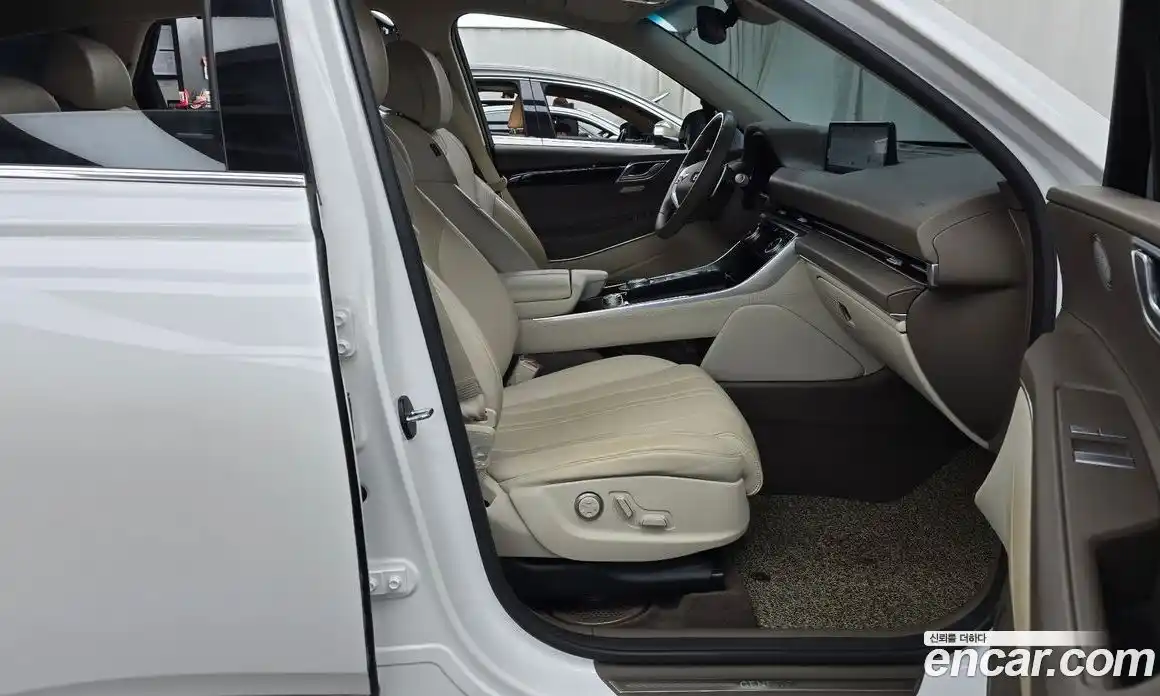 Genesis GV80 2022 2.5 Автомат в Москве № 17994, фото 13