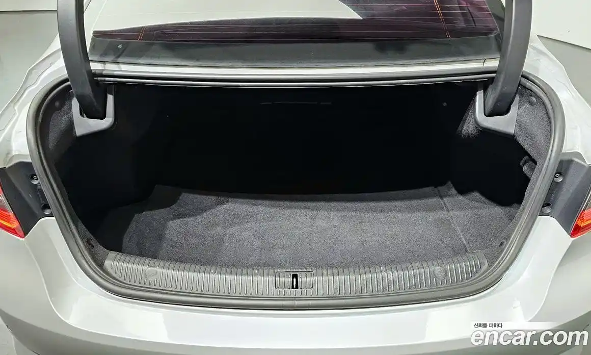 Renault SM6 2019 2.0 Автомат в Москве № 183978, фото 6