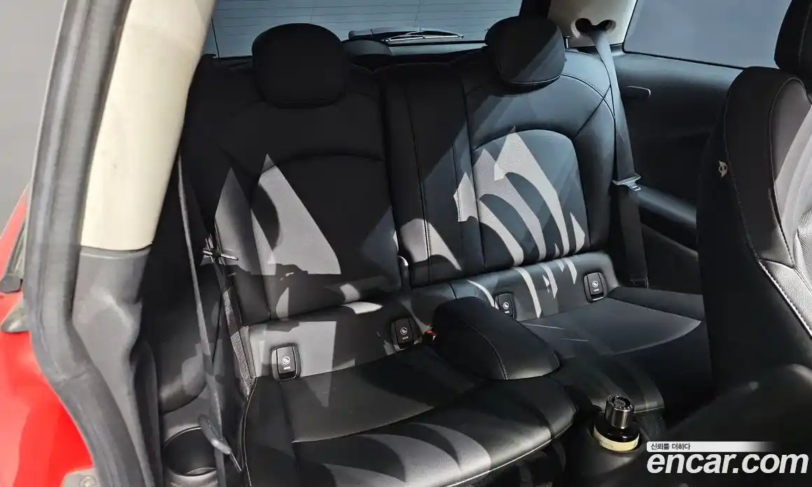 Mini Cooper 2015 1.5 Автомат в Москве № 184332, фото 15